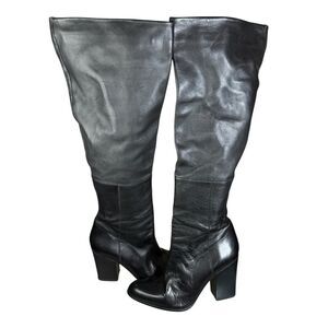 Stuart Weitzman Belmont Nappa Leather Black Knee High Boot Women's Size 8.5